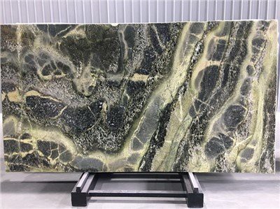 Naturalne irlandzkie zielone płyty marmurowe